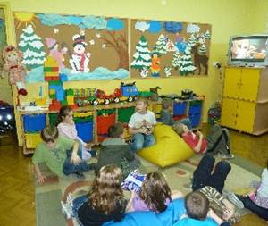 http://sp17pabianice.szkoly.lodz.pl/pliki/SWIETLICA_pliki/image003.jpg
